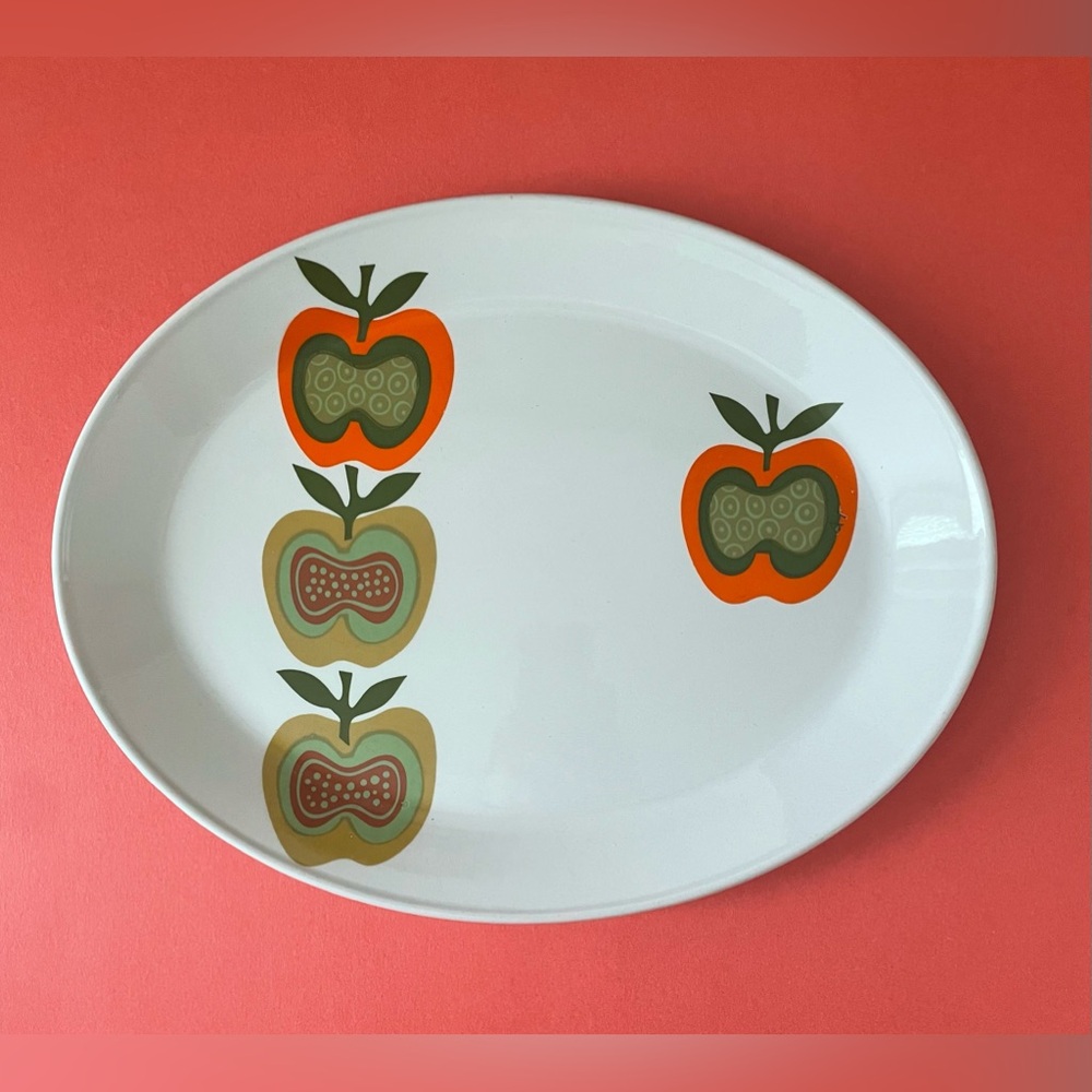 Vintage White Oval Plate with Apple Design